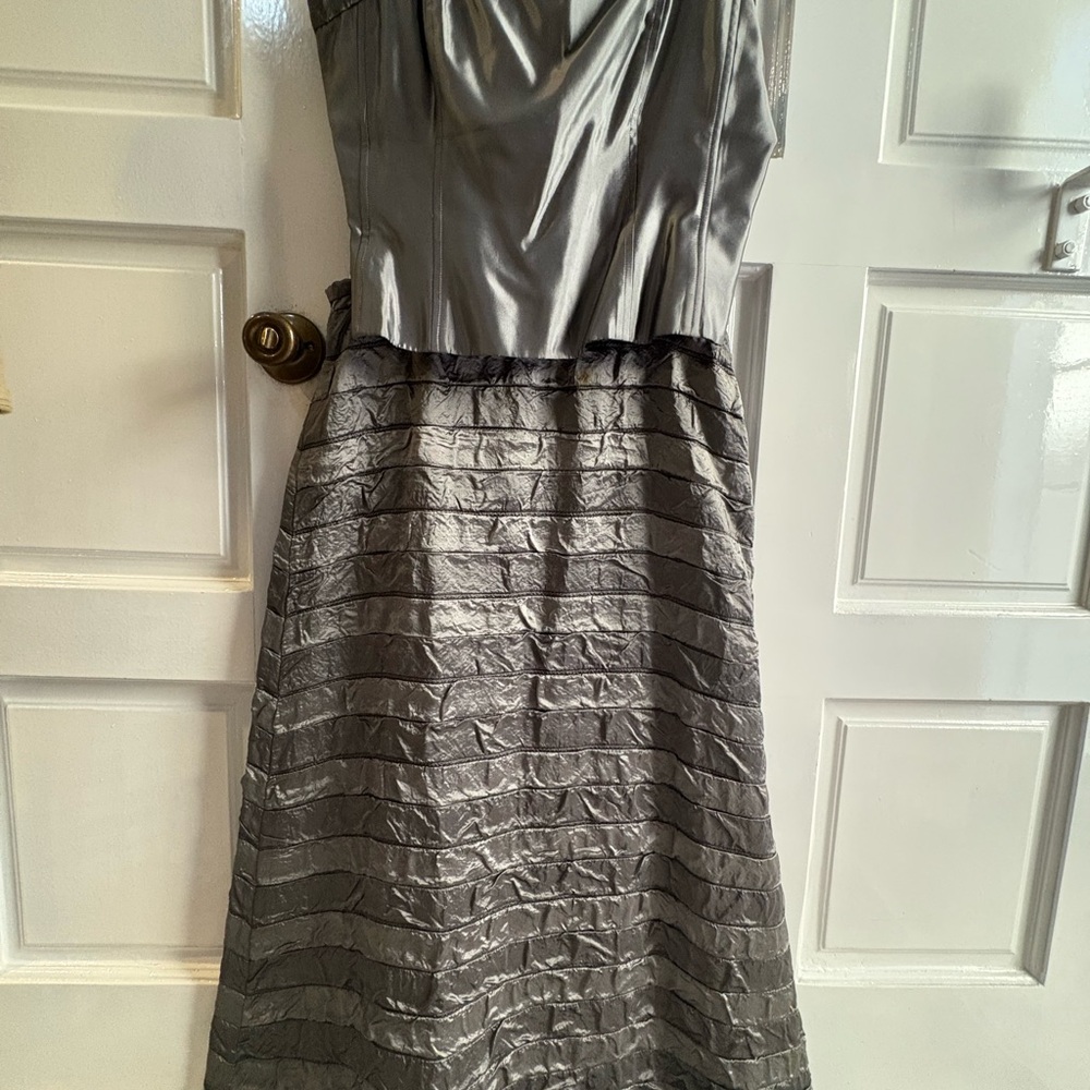 Jones New York Strapless Silver top and skirt set